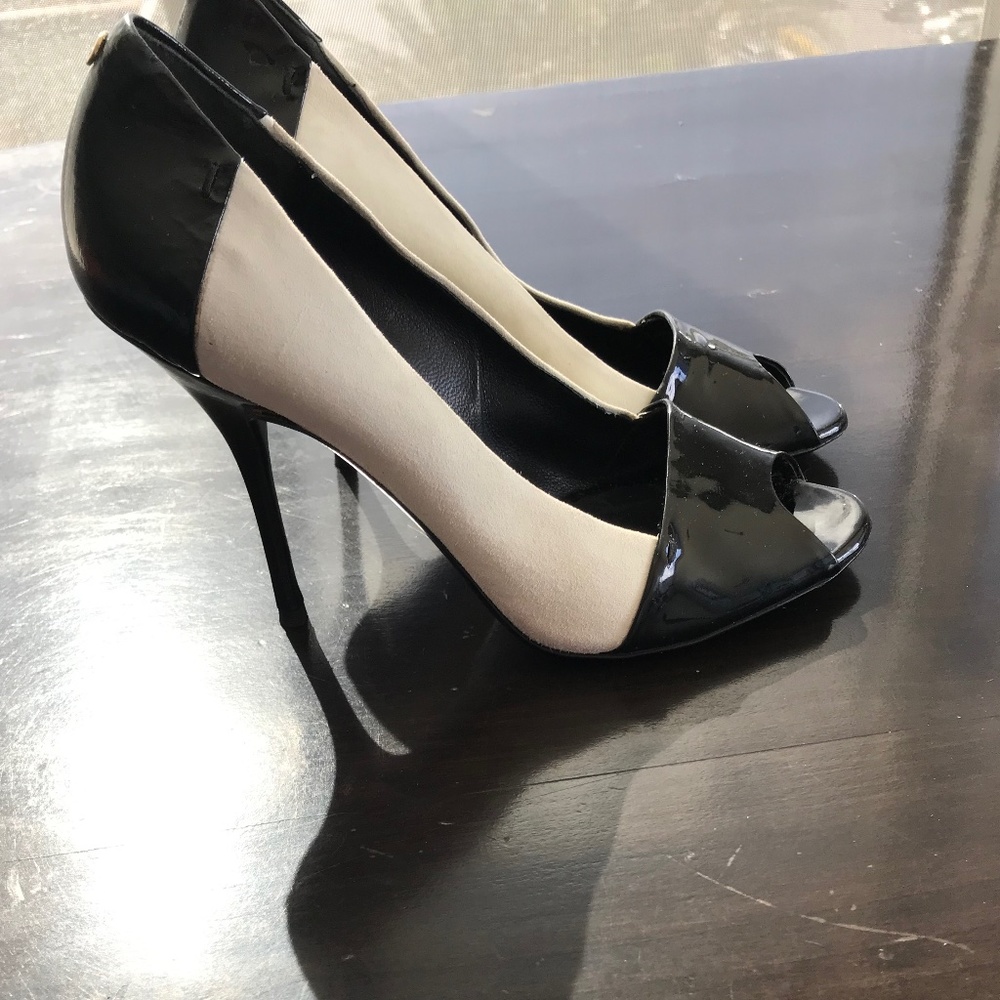 Rare, Gucci Peep- toe White Suede and Black Patent Leather Stilettos.